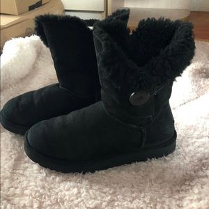 Black ugg boots. Size 7